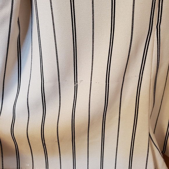 Striped Romper - Picture 5 of 5